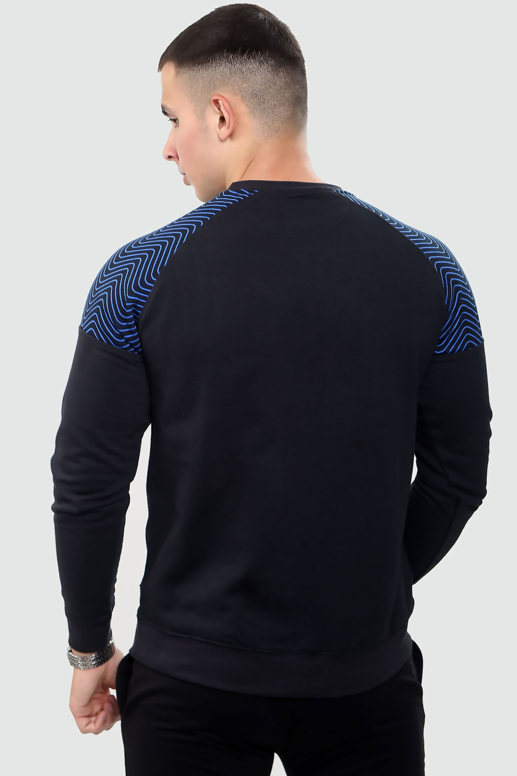 FASHIONi Roge Sweatshirt Black - Image 4